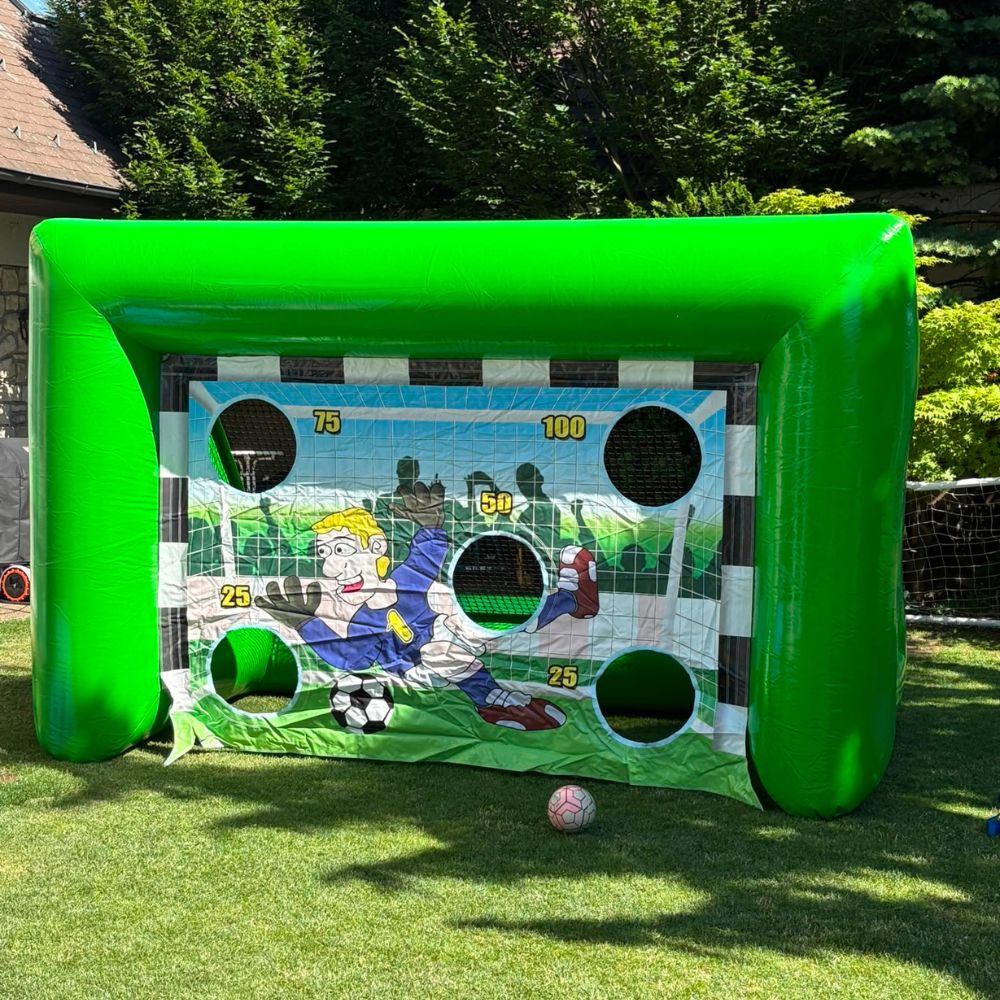 Aufblasbare Fußball Torwand in Wien mieten – grüne Fußball Zielwand mit Punktewertung für Kindergeburtstage, Sportfeste und Firmenveranstaltungen